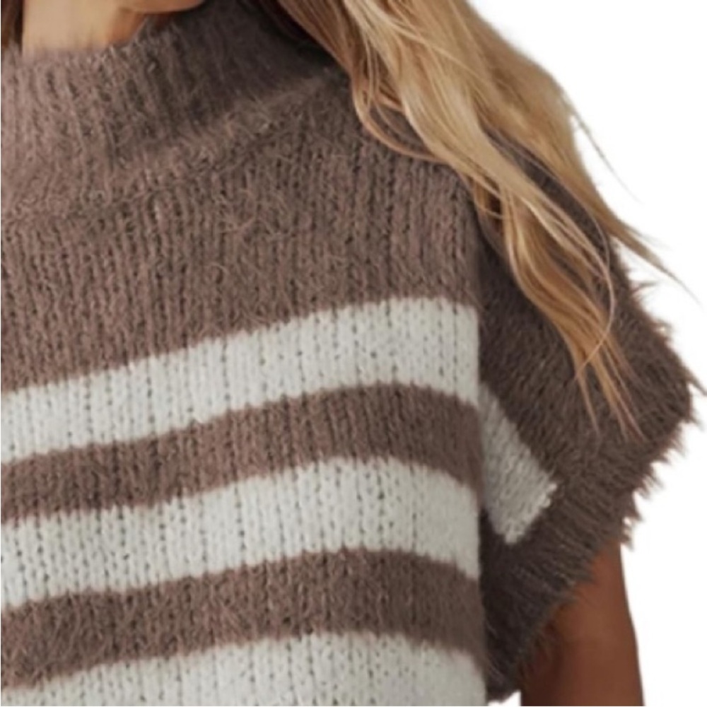 🌹🆕 Oversized Striped Brown and White Short Sleeve Mock Neck Sweater Small - Picture 3 of 6